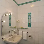 Verdemare مارينا دي بييتراسانْت